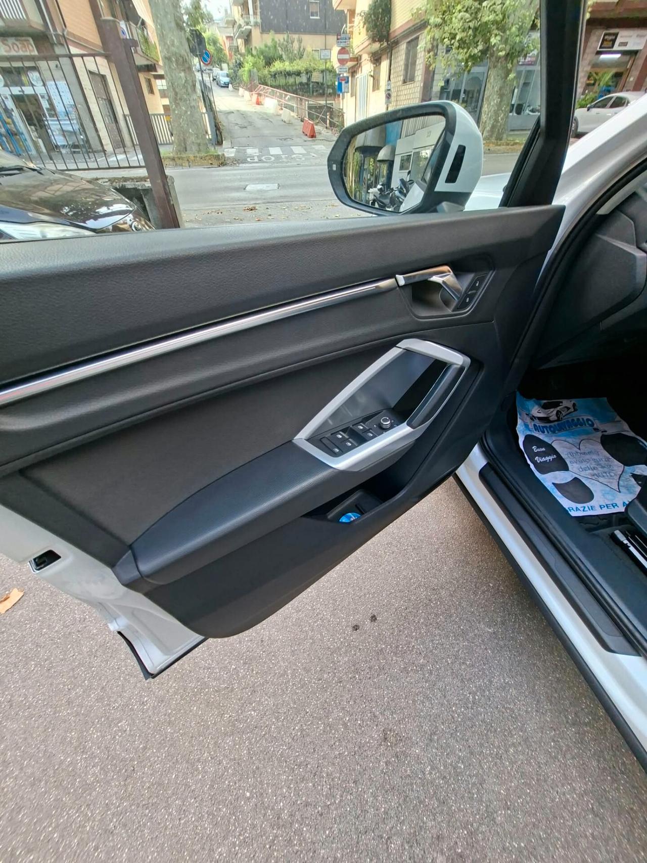 Audi Q3 35 TDI quattro