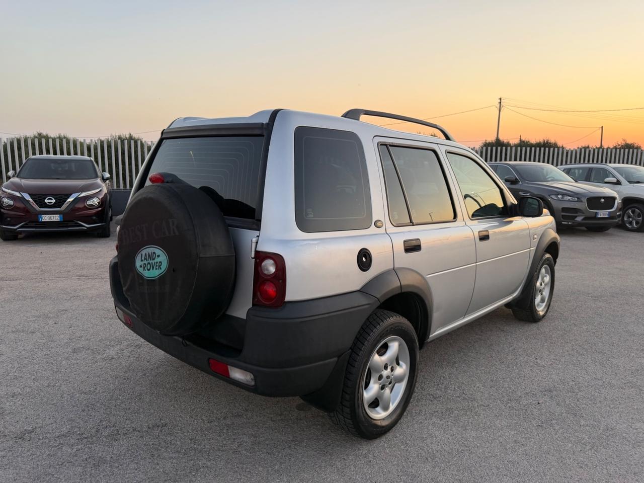 LAND ROVER FREELANDER 2.0 TD4 5 PORTE MY BMW