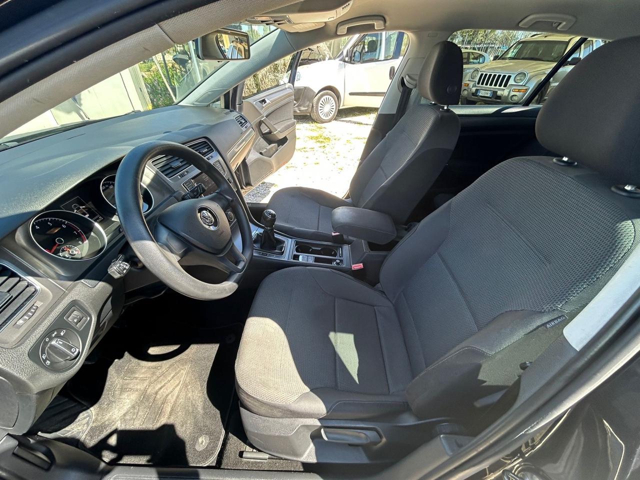 VOLKSWAGEN GOLF VII NEOPATENTATI GARANZIA