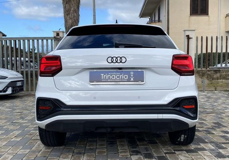 Audi Q2 Identity Black 2.0 TDI 116CV 30 Gancio Traino