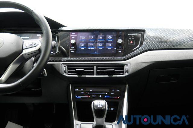 VOLKSWAGEN Polo 1.0 TSI STYLE NEOPATENTATI FARI LED