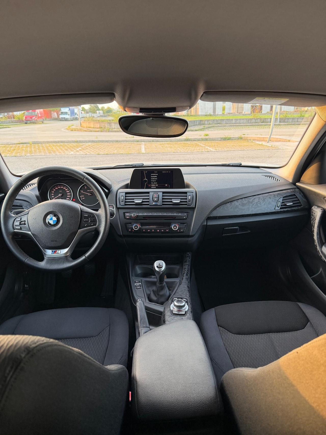 Bmw 116 116d 5p. Efficient Dynamics Unique