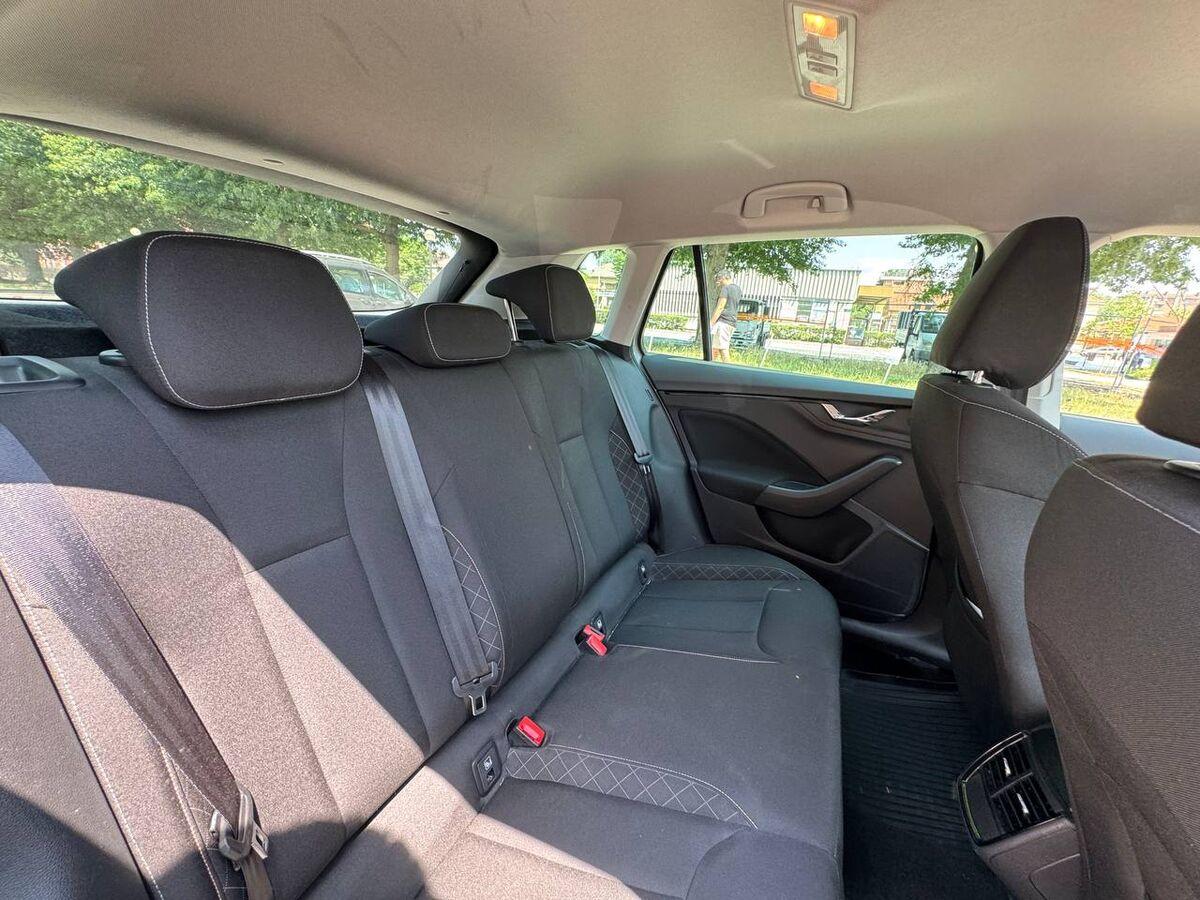 Skoda Kamiq 1.0 g-tec Ambition 90cv