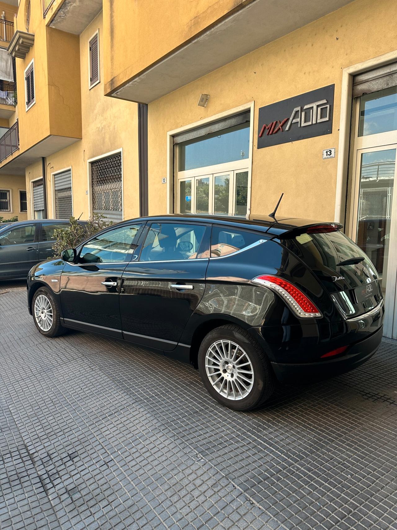 Lancia Delta 1.6 MJT DPF Oro