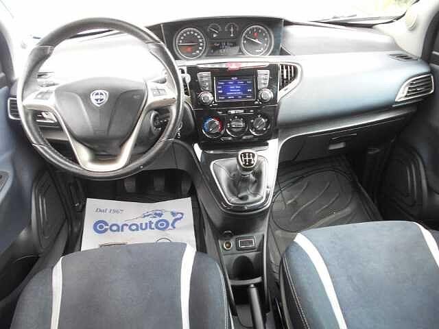 Lancia Ypsilon 1.2 69 cv 5p GPL Ecochic Mya