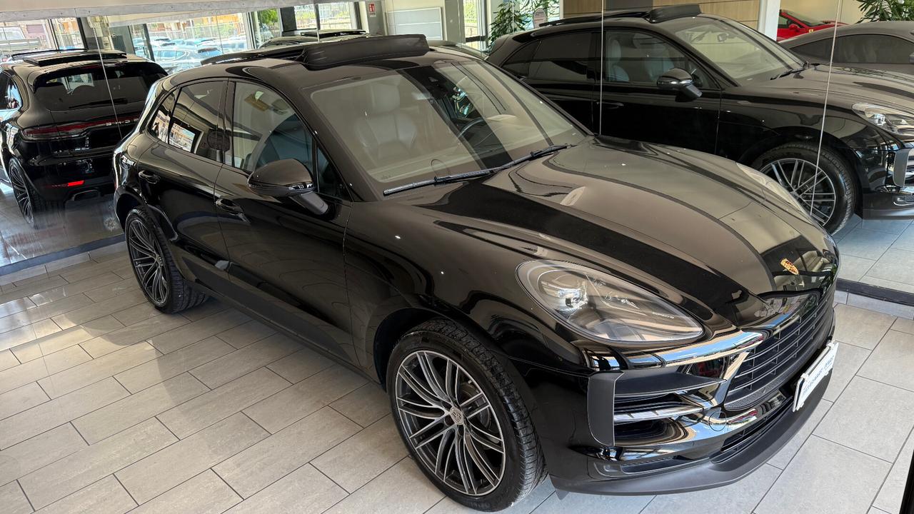 Porsche Macan 2.0 RESTYLING TETTO CERCHIO 21
