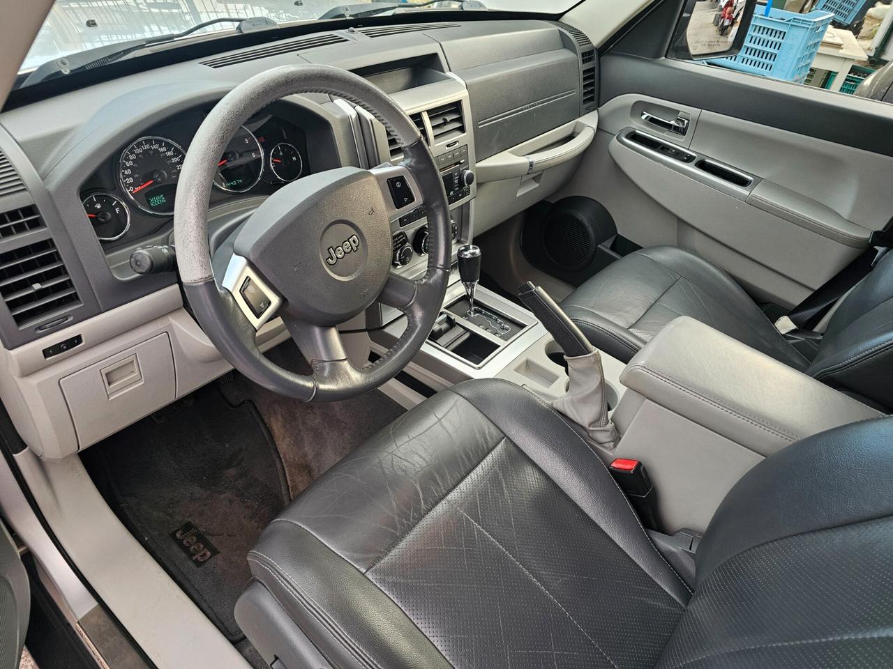 Jeep Cherokee 2.8 CRD DPF Limited Auto