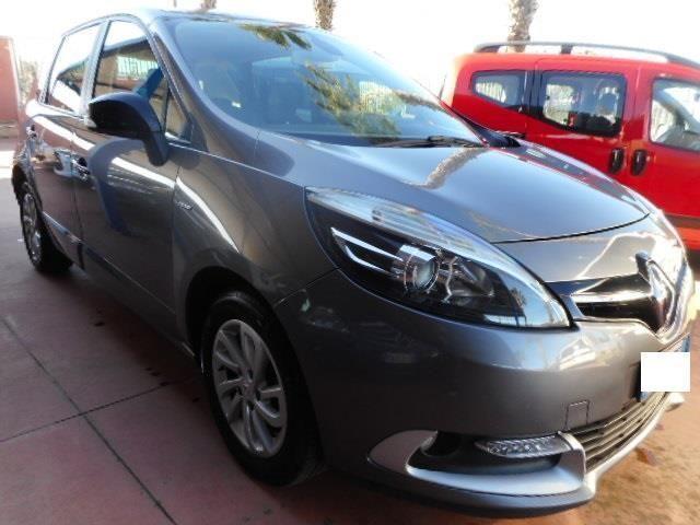 RENAULT Sc&eacute;nic XMod 1.5 dCi 110 CV S&amp;S Limited