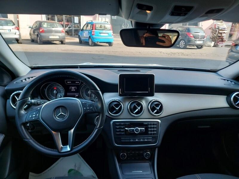 Mercedes-benz GLA 200 GLA 200 CDI Automatic Sport