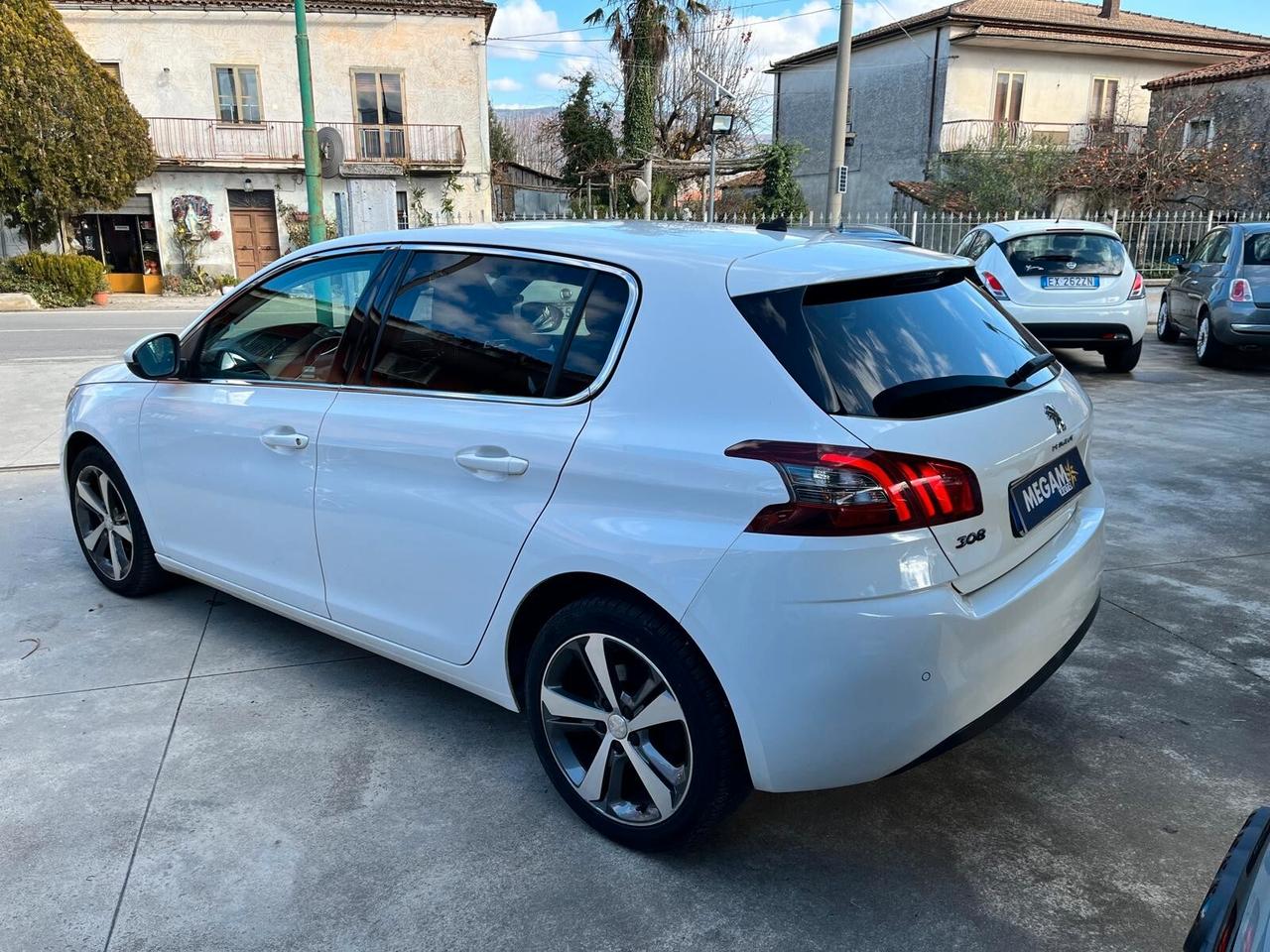 Peugeot 308 BlueHDi 120 S&S Allure