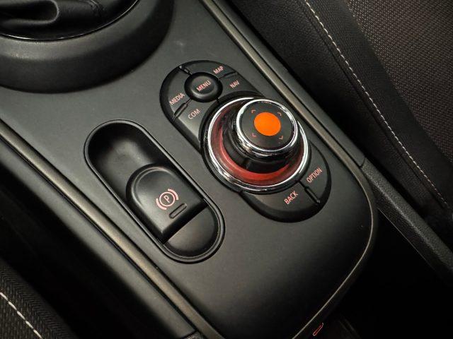 MINI Countryman 1.5 Cooper SE Business Countryman ALL4 Automatica