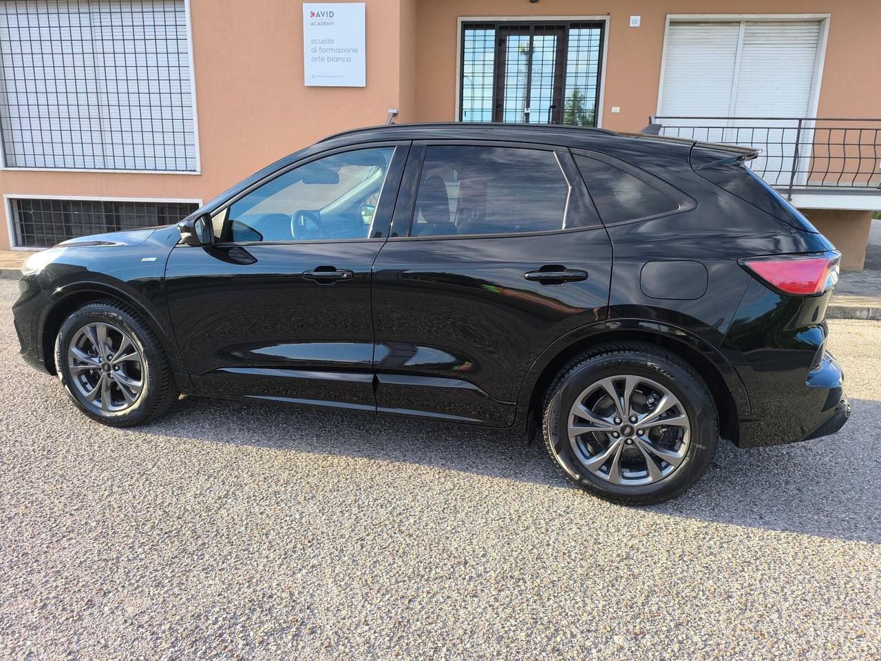 Ford Kuga 2.5 Full Hybrid 190 CV CVT AWD ST-Line Design