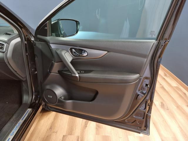 NISSAN Qashqai 1.6 DIG-T TEKNA