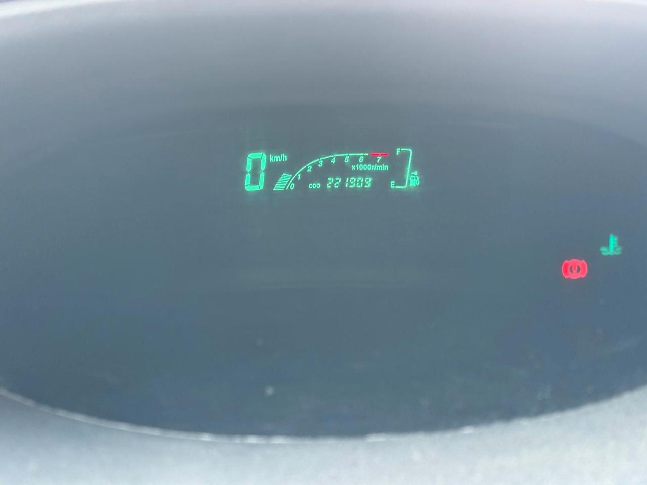 Toyota Yaris 1.0i VETTURA IN BUONE CONDIZIONI