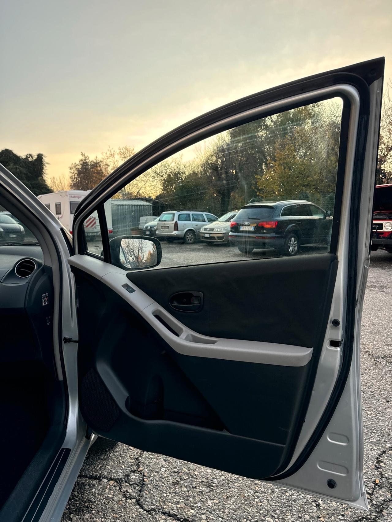 Toyota Yaris 1.0 51kw 5p Benz*UNICO proprietario*