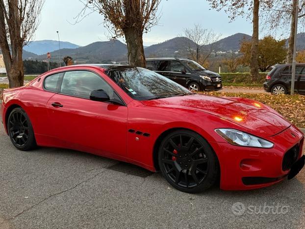 MASERATI GranTurismo 4.2 V8