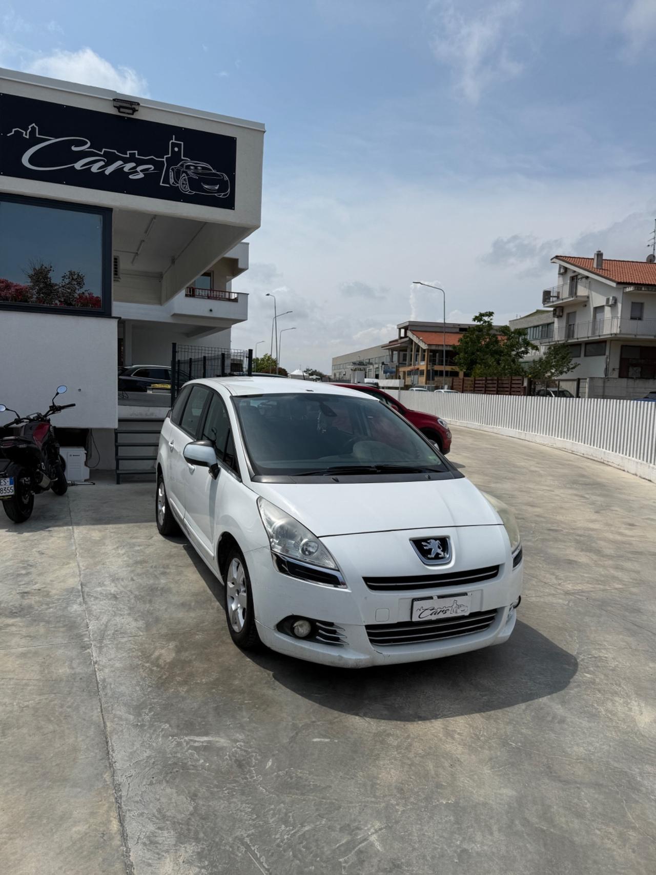 Peugeot 5008 1.6 HDi 115CV Business