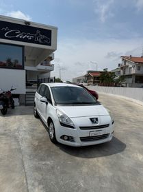 Peugeot 5008 1.6 HDi 115CV Business