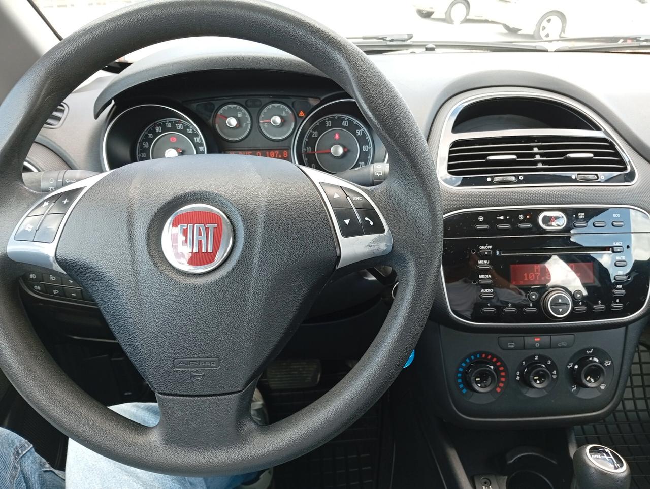 Fiat Punto 1.4 S&S 8V Dualogic 5 porte Racing