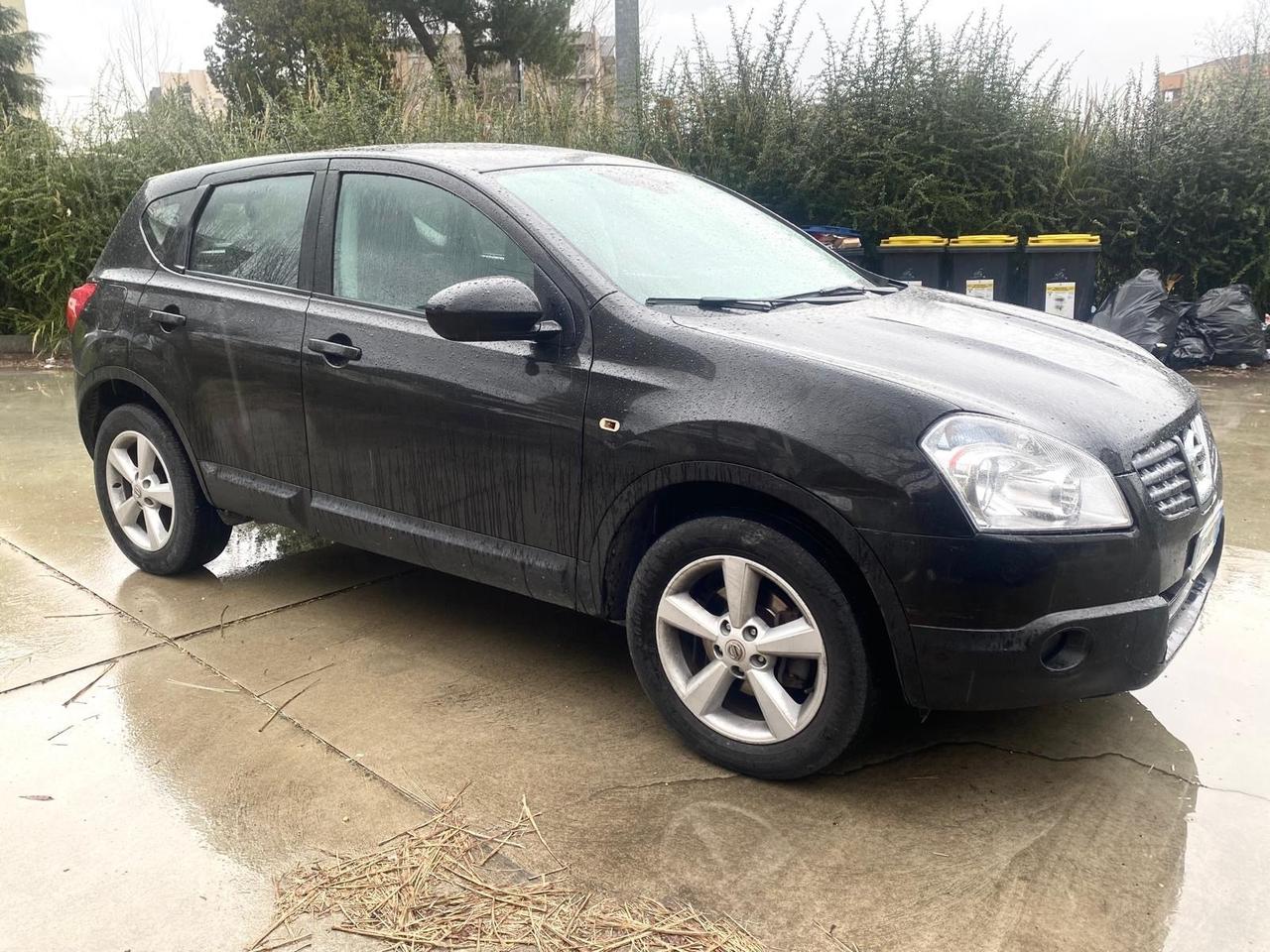 Nissan Qashqai 2.0 diesel 4x4 tetto panoramico