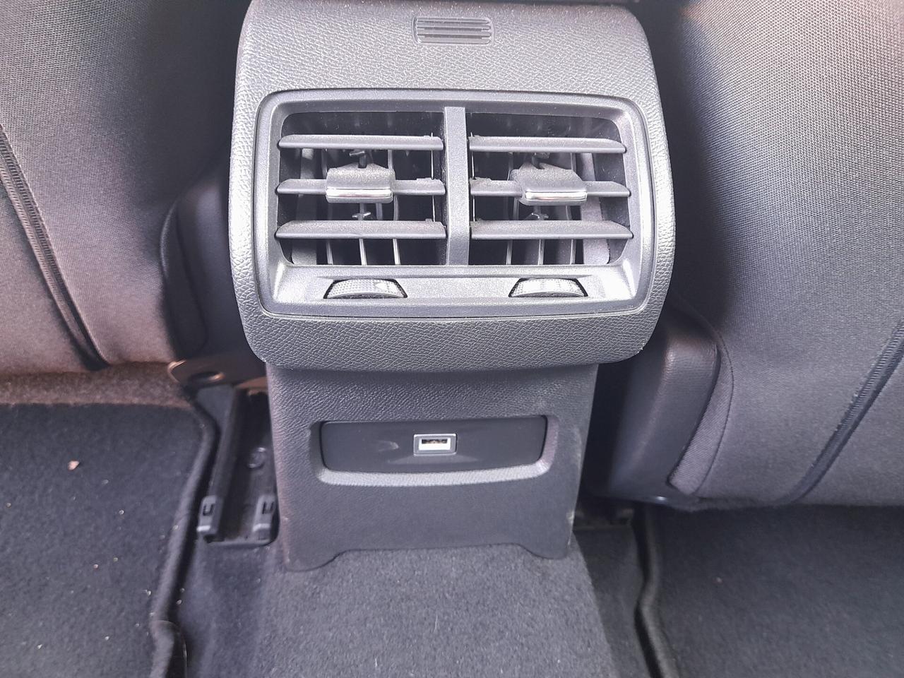 Citroen C4 BlueHDi 130 S&S EAT8 Feel Pack
