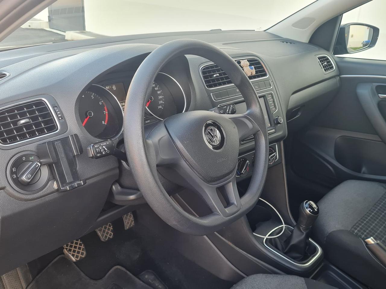 Volkswagen Polo 1.0 CONFORTLINE #6797