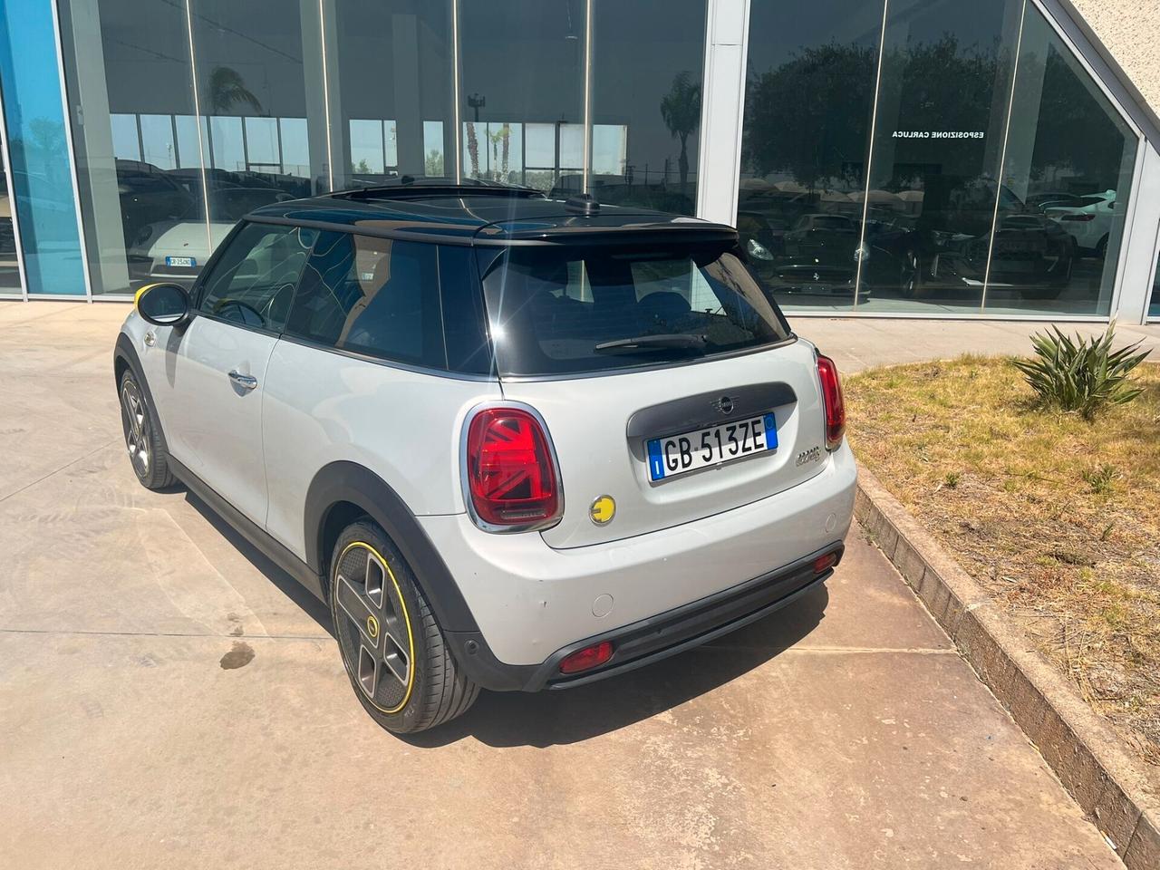 MINI Cooper SE Mini Cooper SE offerta T-Stock prezzo imperdibile