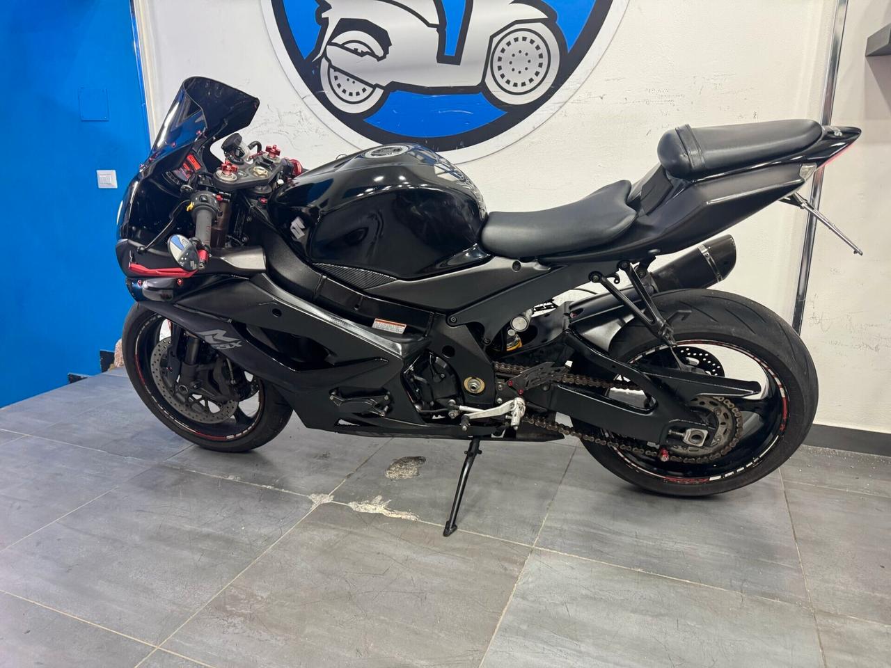SUZUKI GSXR 1000