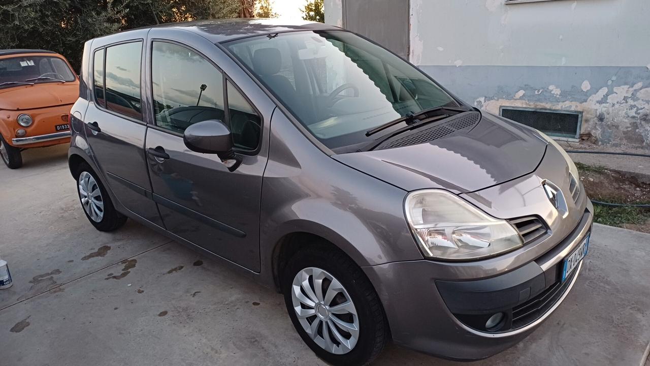 Renault Modus 1.2 16V Dynamique 2009