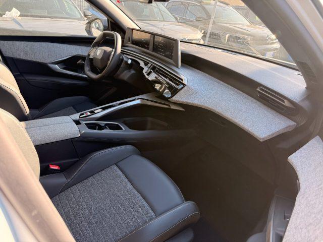 PEUGEOT 3008 Hybrid 136 e-DCS6 Allure
