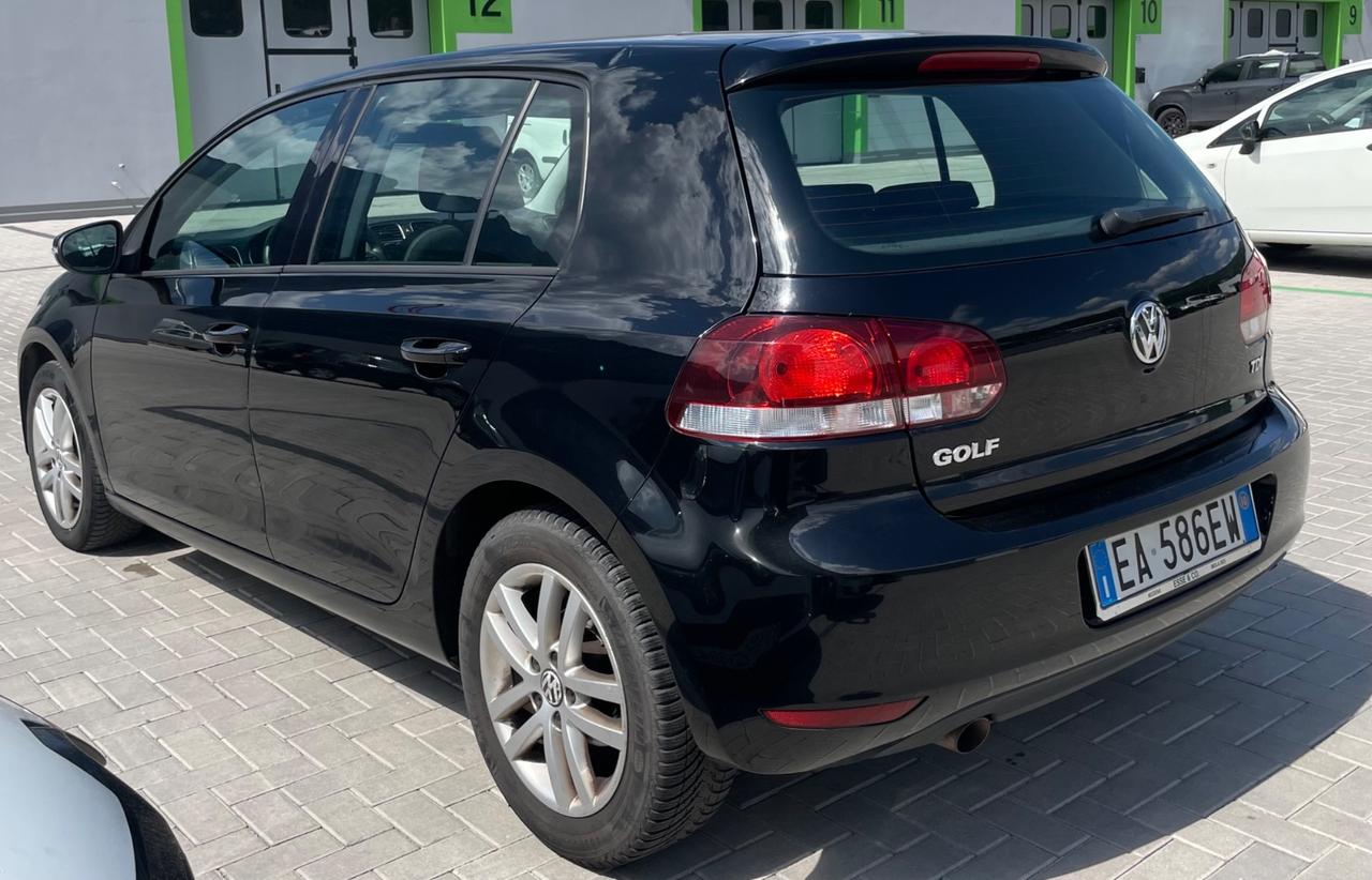 Volkswagen Golf 1.6 TDI DPF 5p. Highline