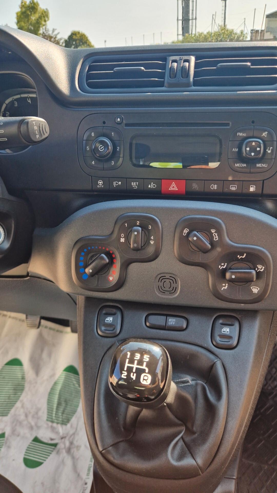 Fiat Panda 0.9 TwinAir Turbo Natural Power Lounge