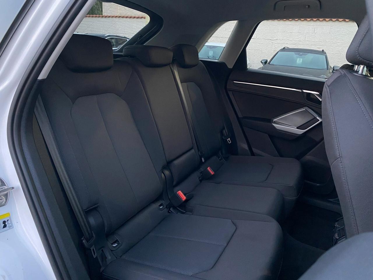 Audi Q3 Business 2.0 TDI 190CV s-tronic quattro 40