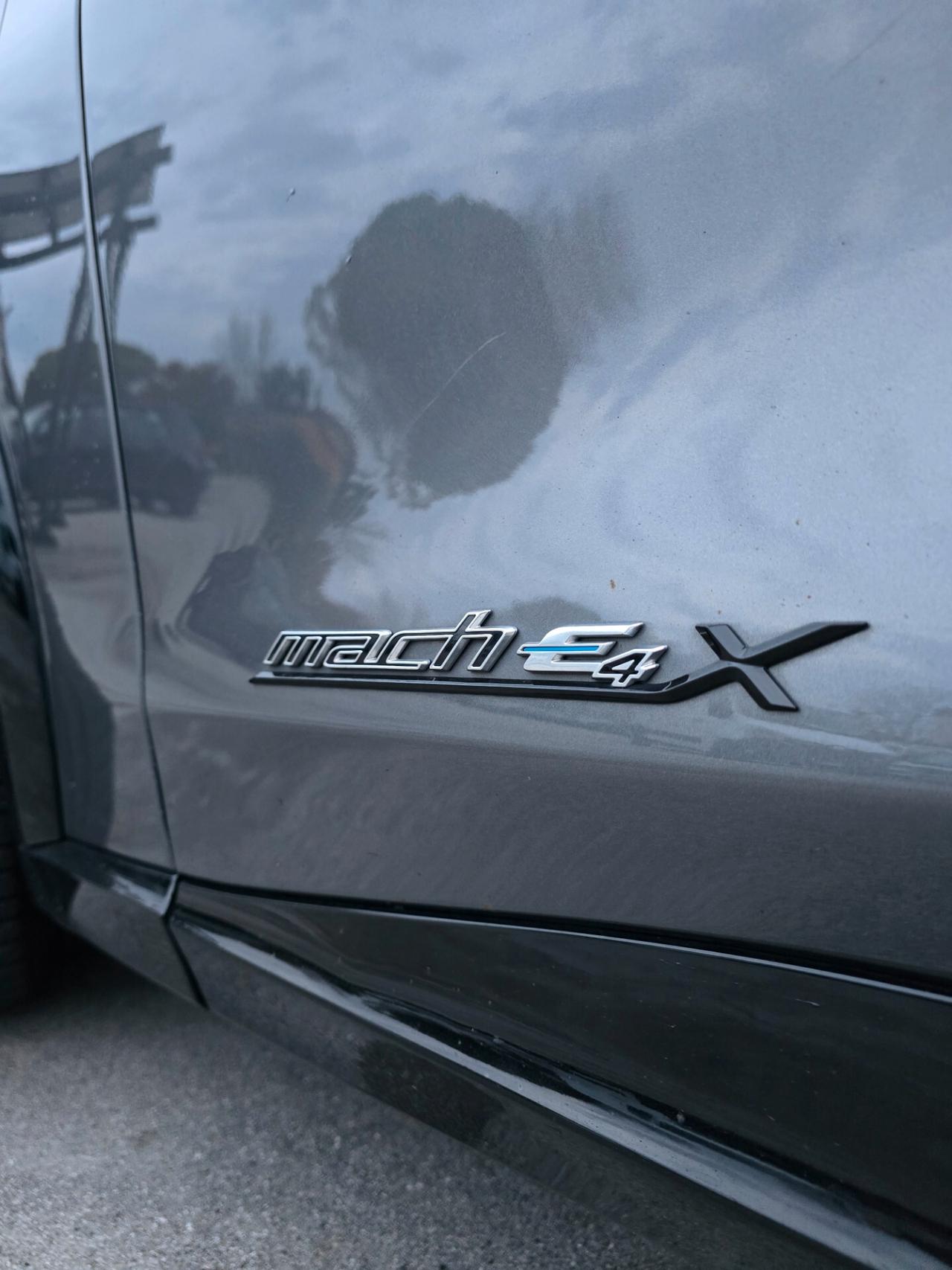 Ford Mustang AWD RANGE EXTENDED