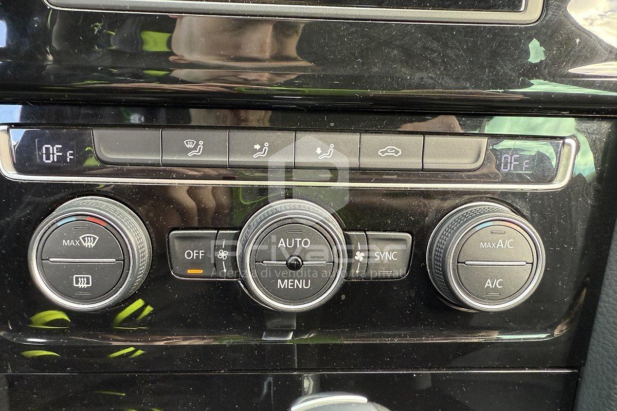 VOLKSWAGEN Golf 1.6 TDI 110 CV DSG 5p. Highline BlueMotion Technology