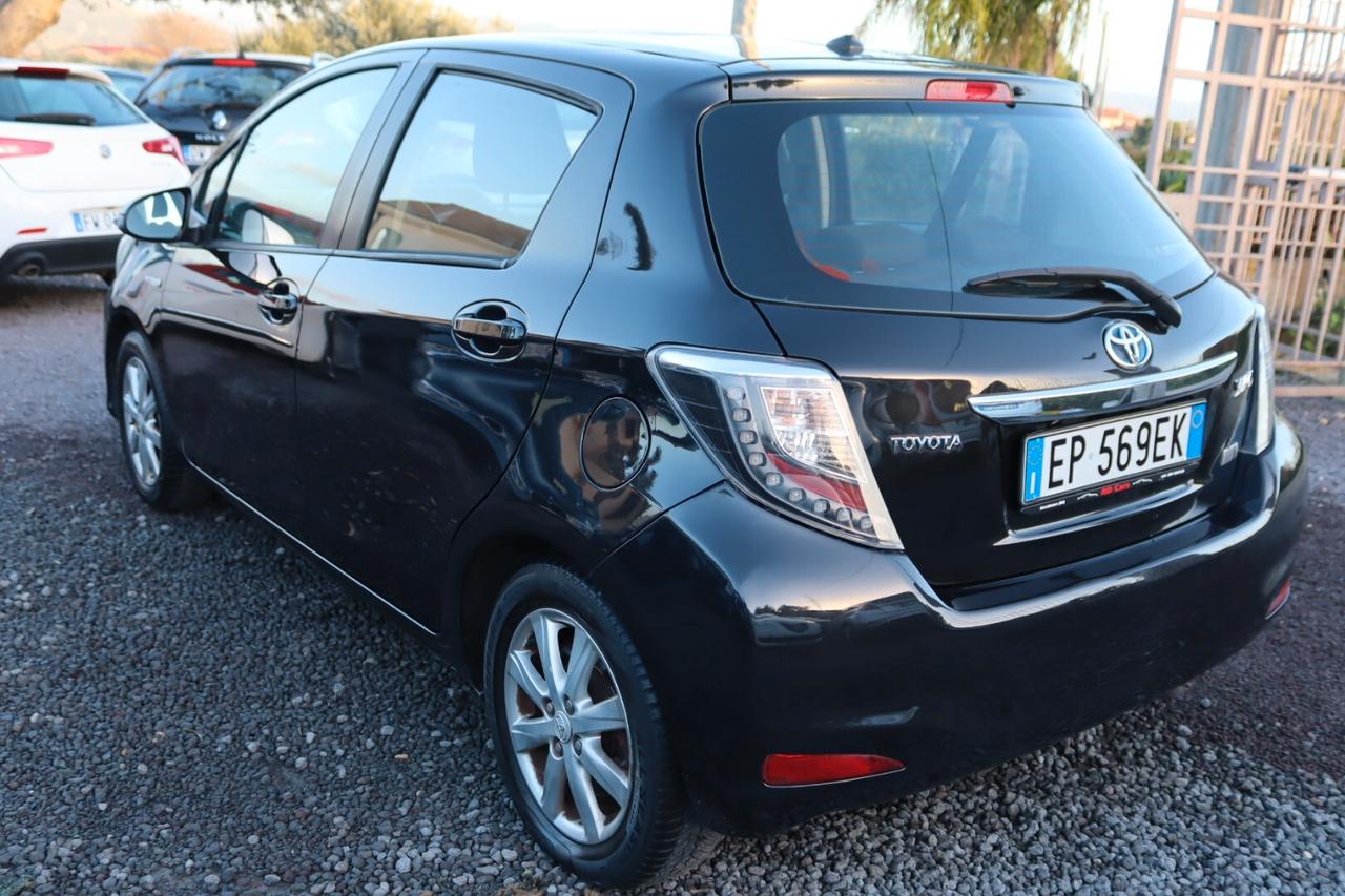 Toyota Yaris 1.5 Hybrid 5 porte Lounge