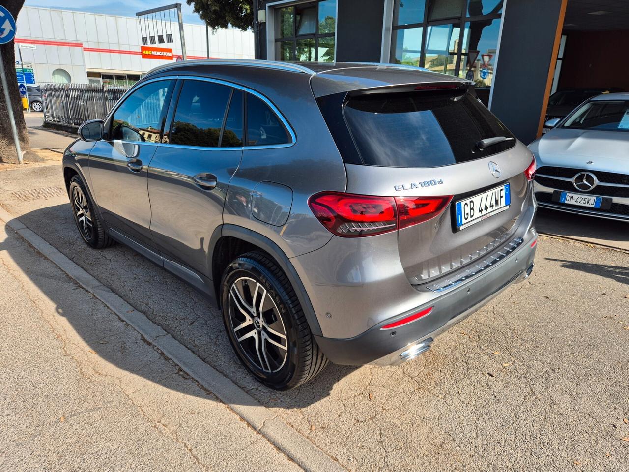 Mercedes-benz GLA 180 d Automatic Business