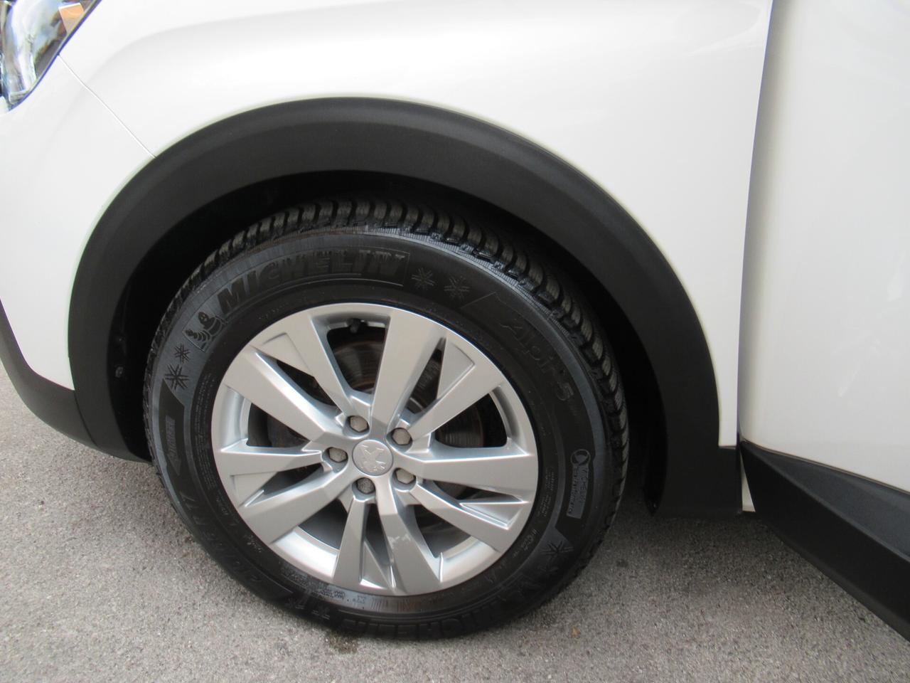 Peugeot 3008 BlueHDi 130 S&S Business