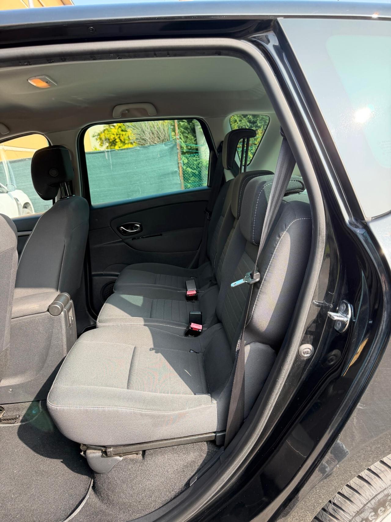 Renault Scenic X-Mod 1.5 dci - NEOP. - NAV. - GARANTITO -