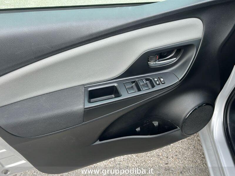 Toyota Yaris III 2017 5p Benzina 5p 1.5h Active my18