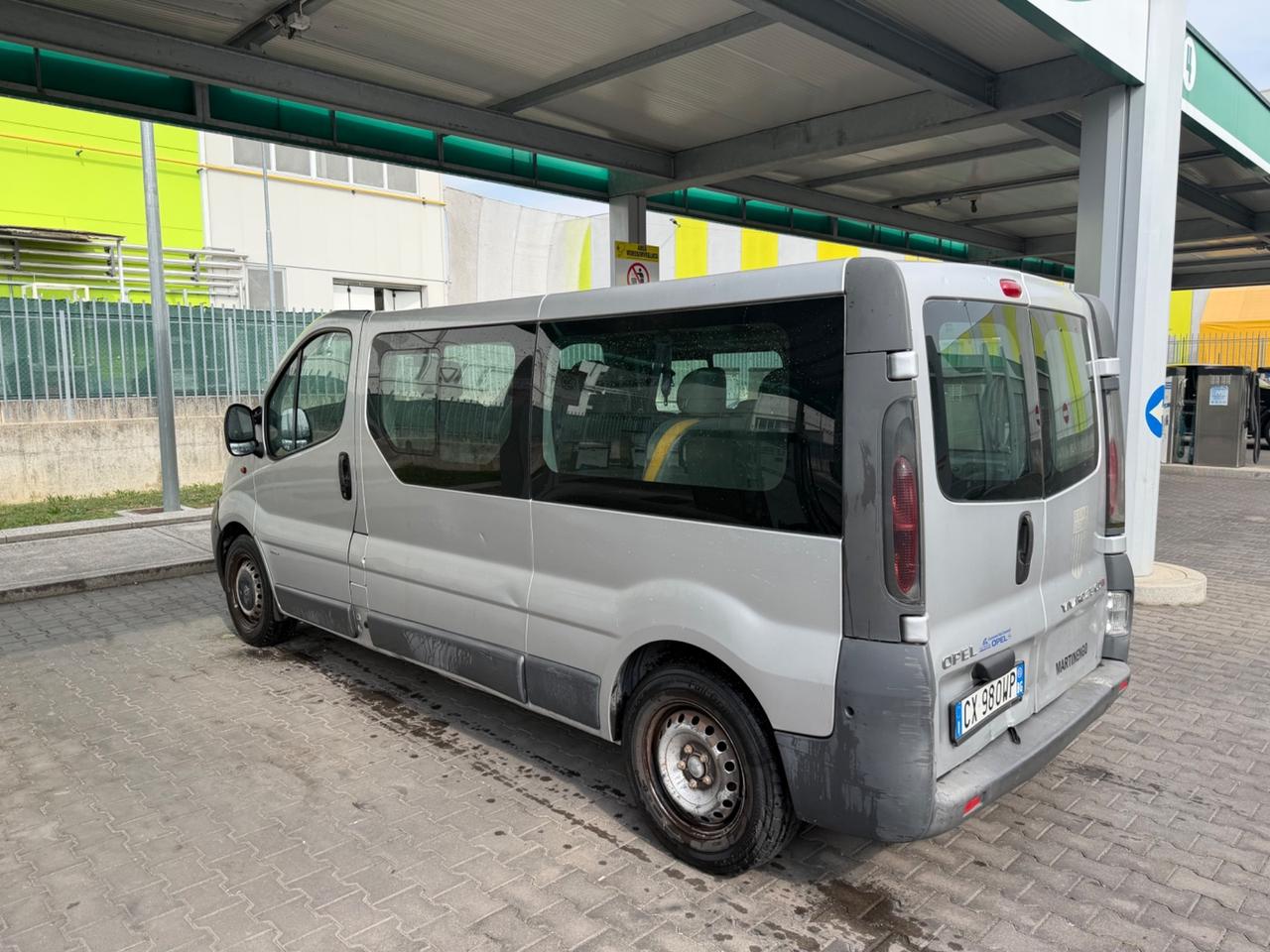 Opel Vivaro 9 Posti