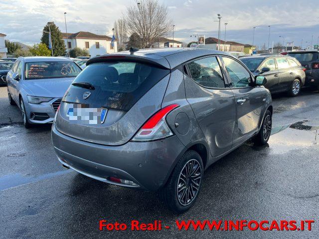 LANCIA Ypsilon 1.0 FireFly 5 porte S&S Hybrid Gold