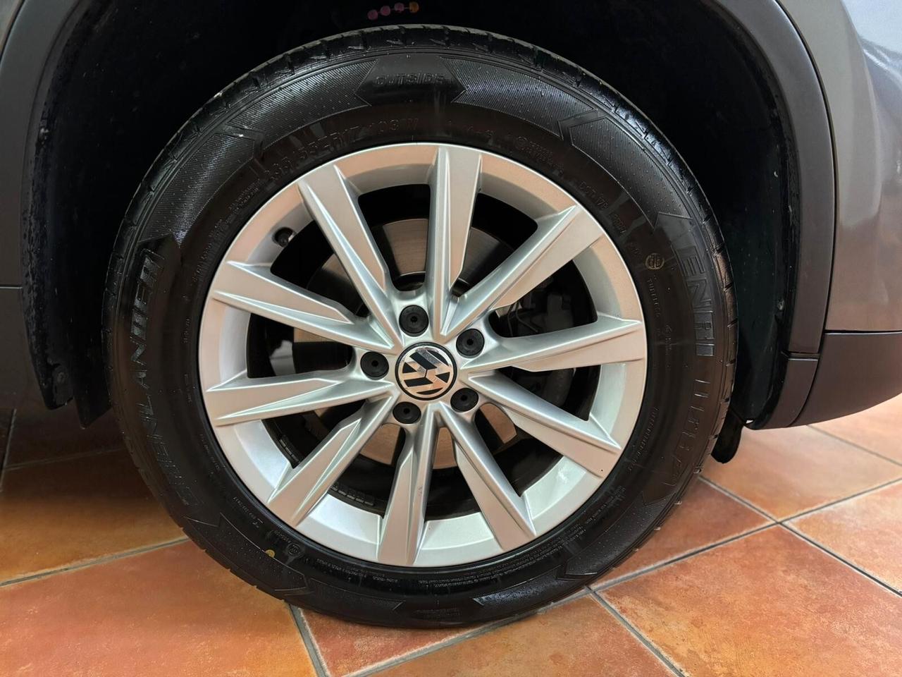 VOLKSWAGEN TIGUAN 2014 2.0 TDI 140 CV