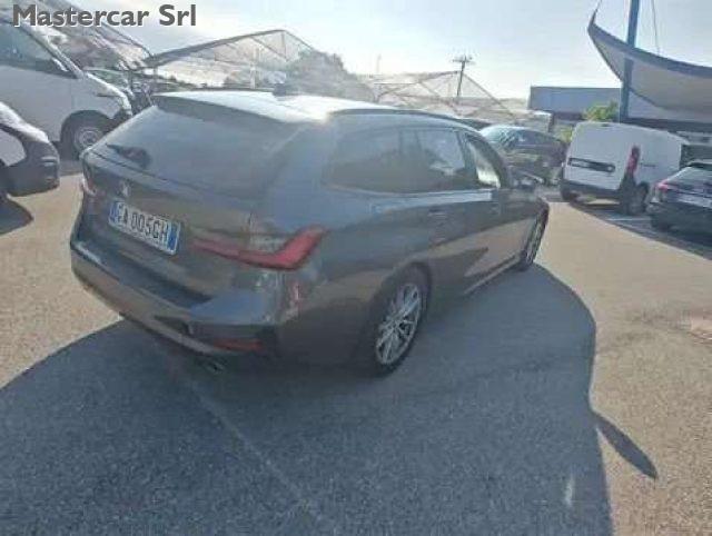 BMW 318 Serie 3 G21 318d Touring Sport auto 2019