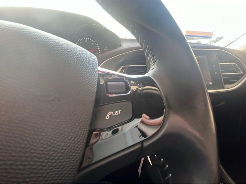 Peugeot 308 308 BlueHDi 100 S&S SW Active