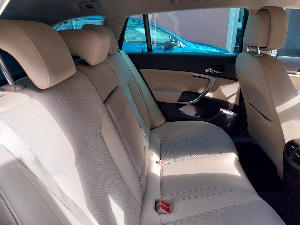 Opel Insignia 2.0 CDTI Sports Tourer Cosmo