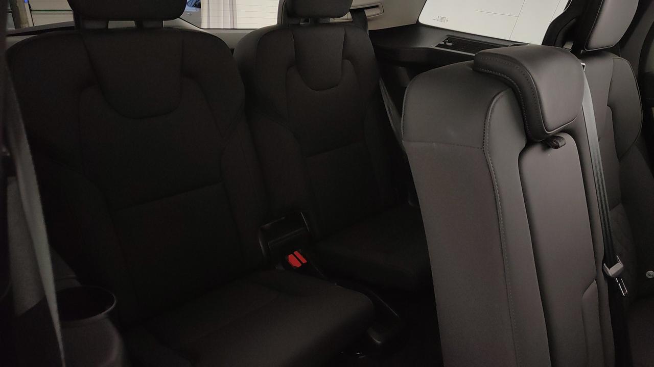 VOLVO XC90 2.0 b5 Plus Bright awd 7p.ti auto