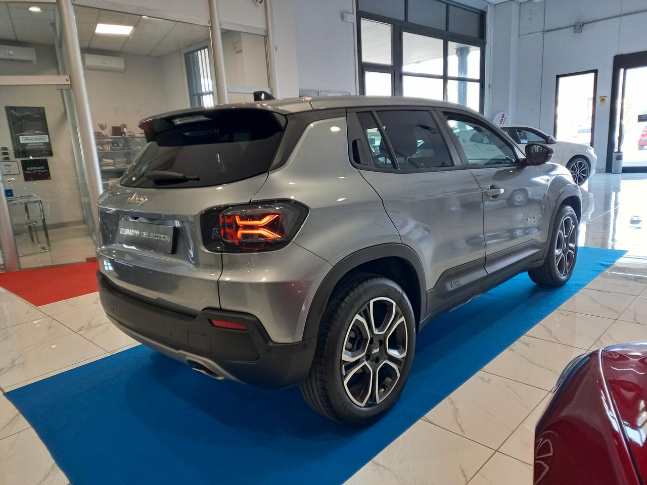 Jeep Avenger 1.2 Turbo 100 CV Summit