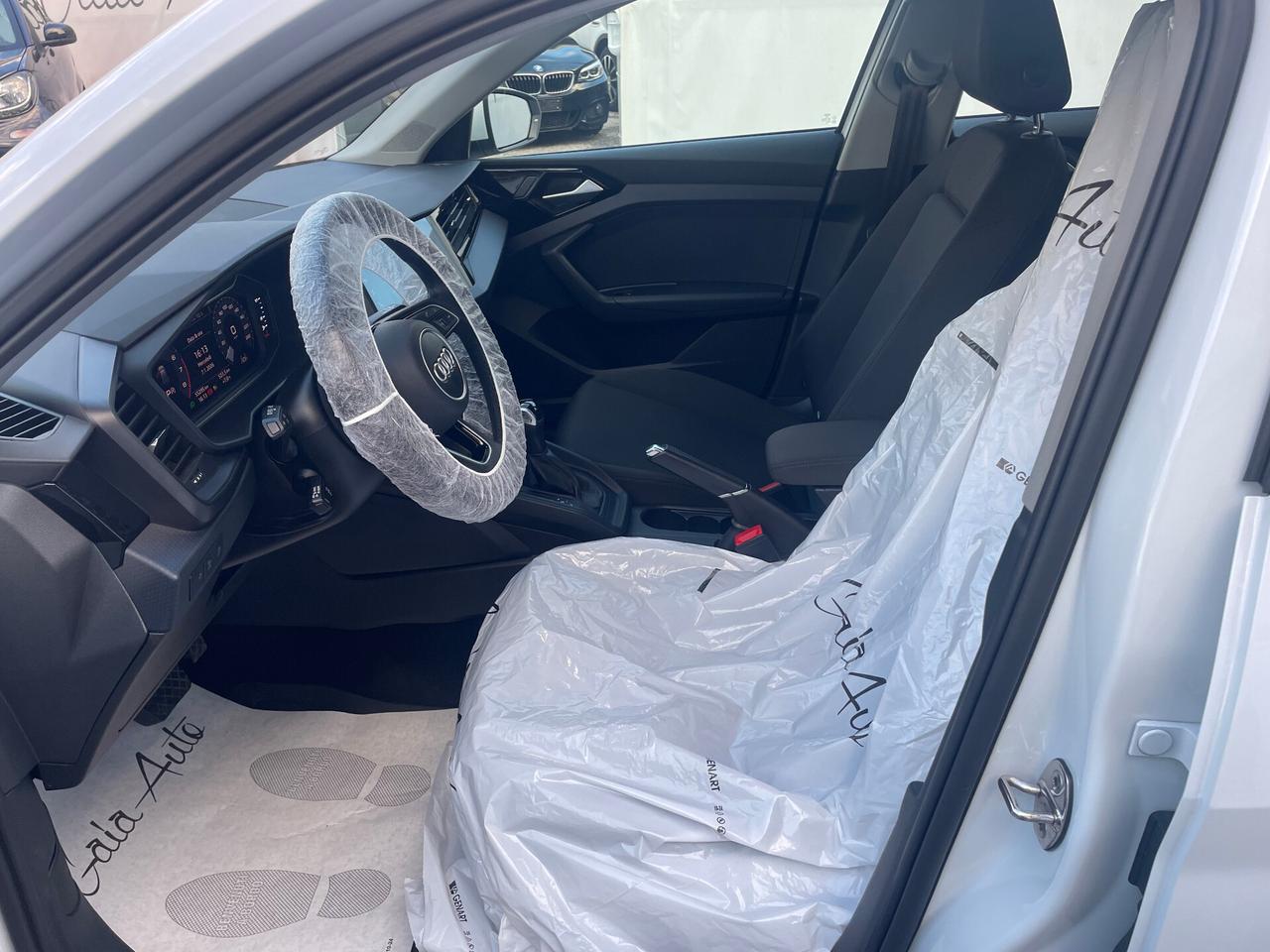 Audi A1 citycarver 30 TFSI S tronic Admired