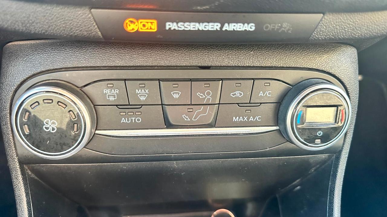 Ford Fiesta 1.0 Ecoboost 100 CV 5 porte ST-Line